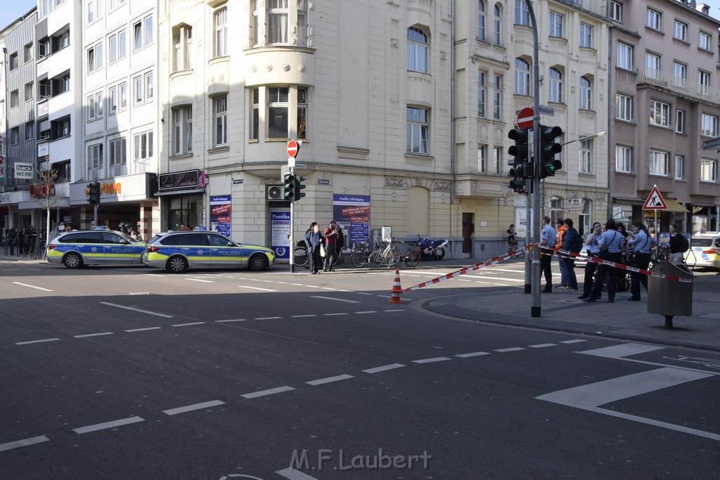 Messerstecherei Koeln Muelheim Frankfurterstr Rodiusstr P32.JPG - Miklos Laubert